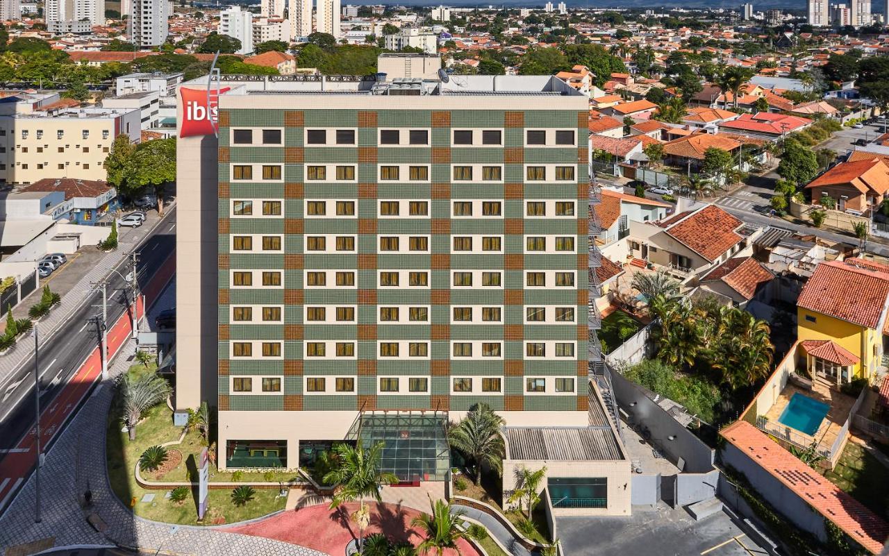 Hotel Ibis Taubaté Exterior foto